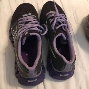 💜💜Reebok Shoes Size 8.5💜💜
